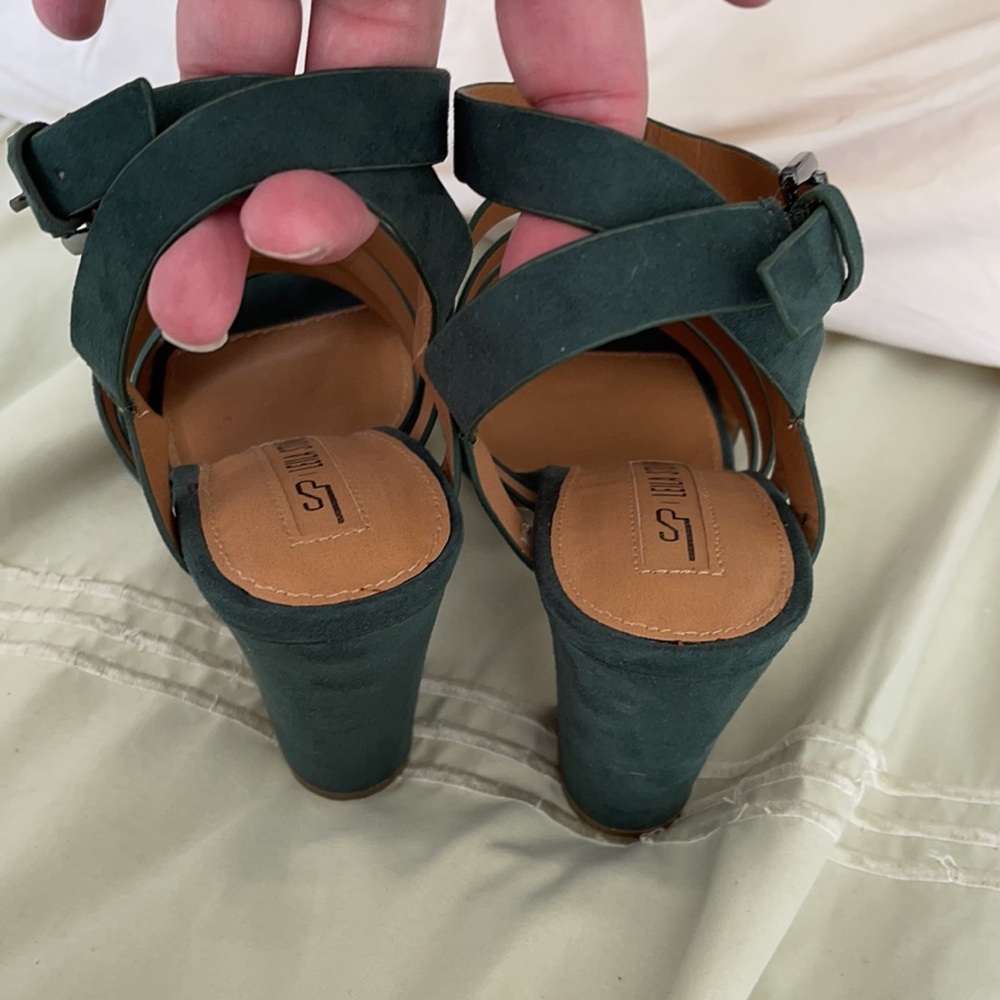 Leila Stone Forest Green OpenStrap Chunk Heels - Picture 6 of 9